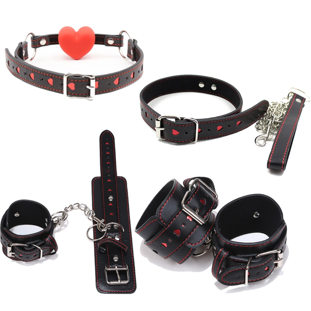 Kit BDSM de couro - Corações - Frete Grátis - Carnelian